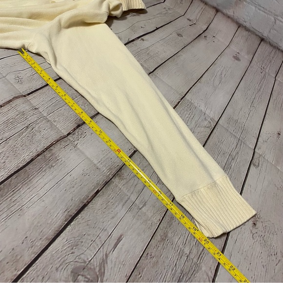 Eddie Bauer Women's Cream 100% Cotton Sweater Cardigan Button Up Size Large Tall - Picture 7 of 7